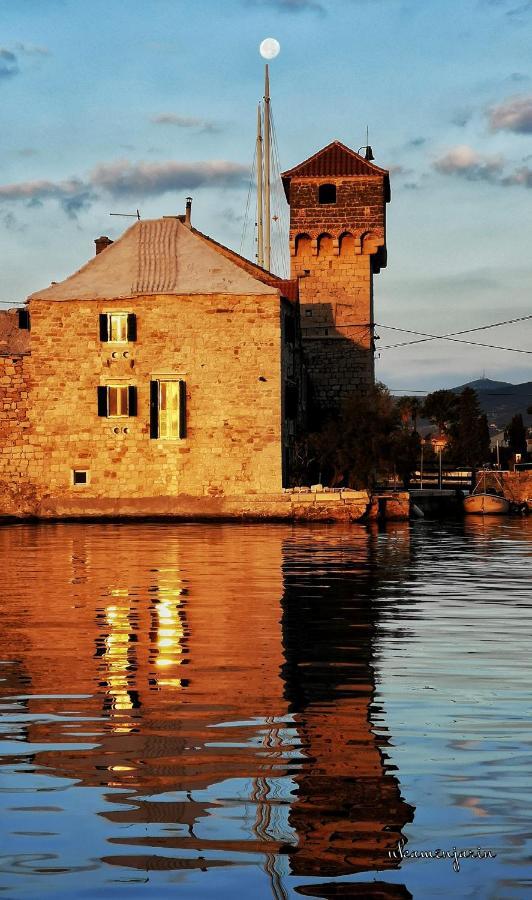 KaštelaWater Castle House别墅 外观 照片
